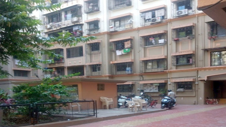 Elected Committee Member Does Not Reside in the Society and De-registering a CHS