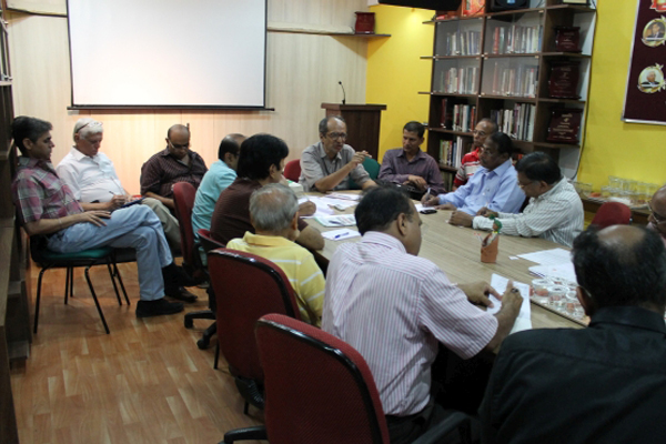 Round-table on Co-operative Housing Socierty issues