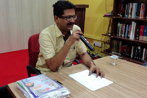 RTI ACTIVIST ANIL GALGALI SHARES HIS SUCCESS TIPS IN RTI CENTRE WORKSHOP