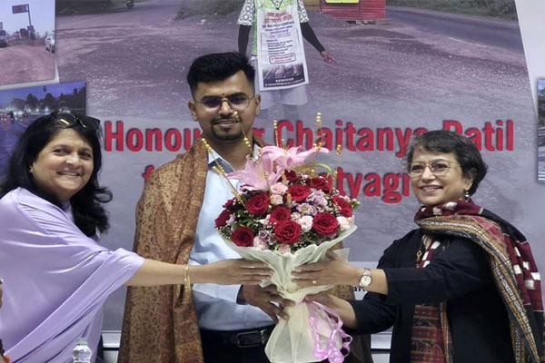 Honouring Chaitanya Patil for the Rasta Satyagraha Highway Audit